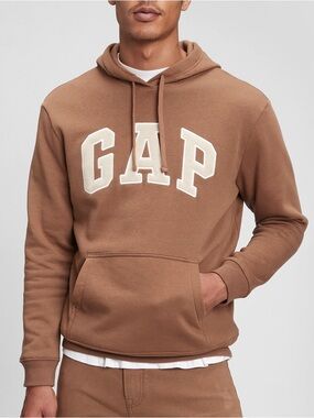 GAP - Men’s Logo Fleece Hoodie Brown